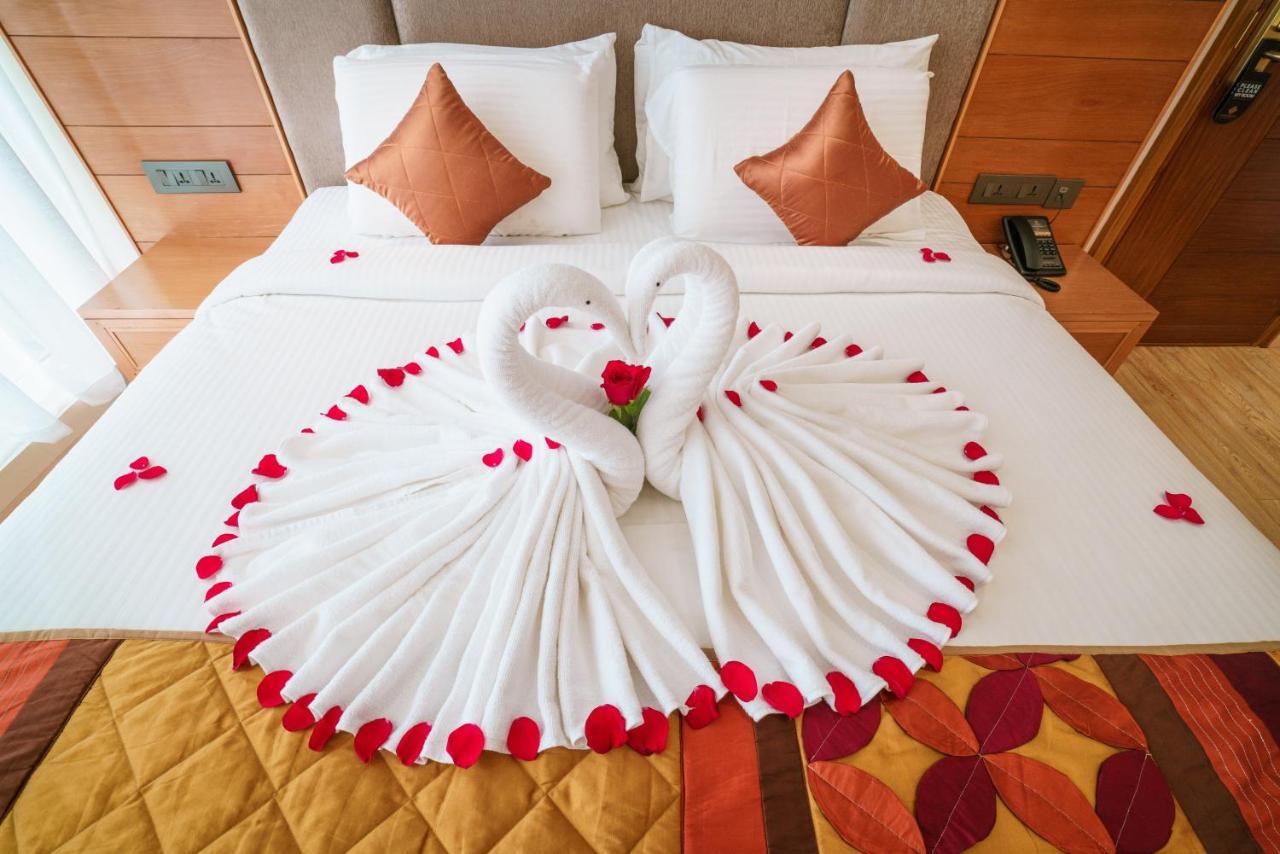 Townbridge Hotels & Suites Коччи Экстерьер фото