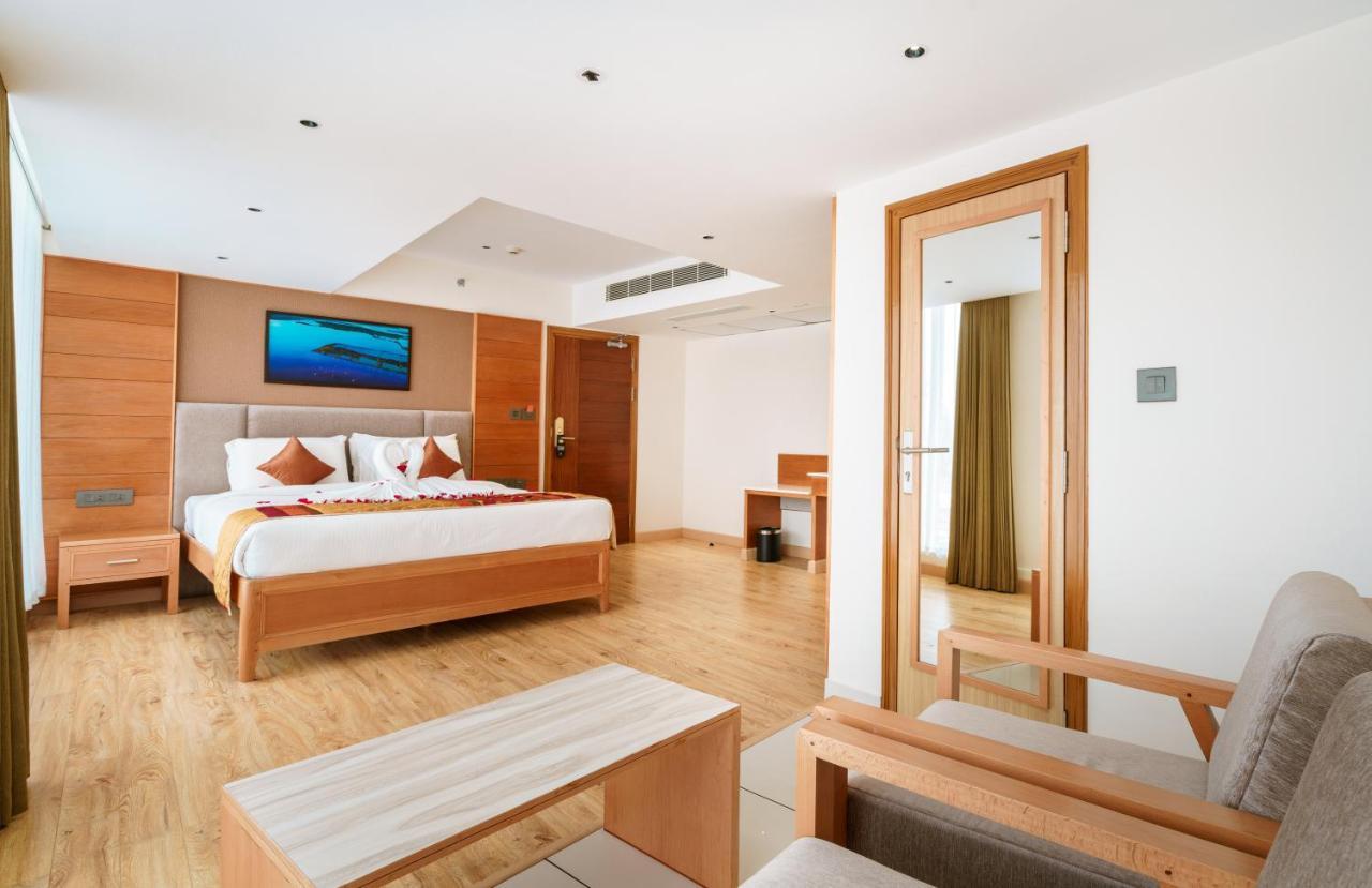 Townbridge Hotels & Suites Коччи Экстерьер фото
