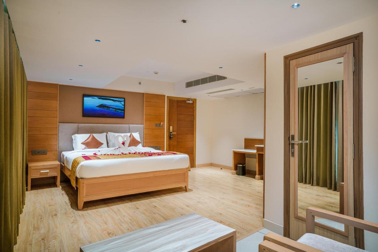 Townbridge Hotels & Suites Коччи Экстерьер фото