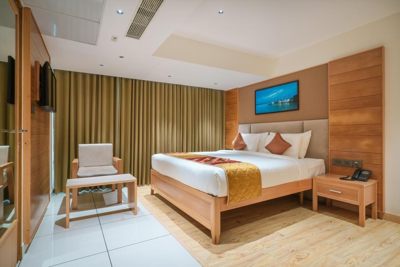 Townbridge Hotels & Suites Коччи Экстерьер фото